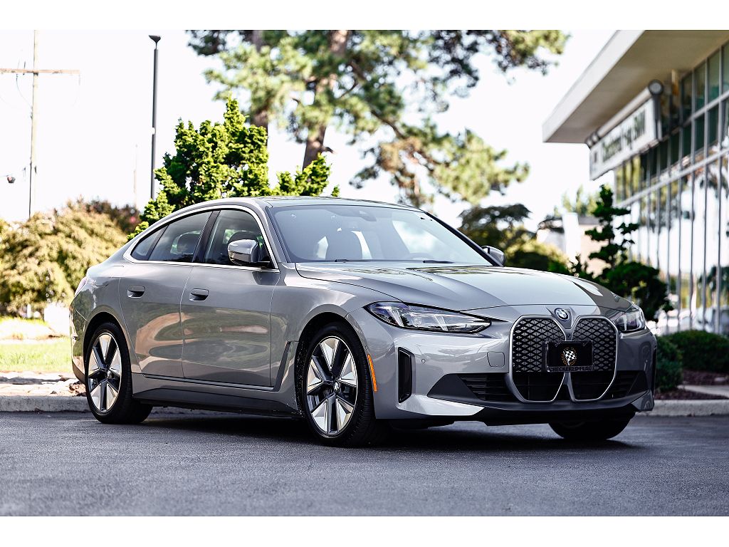 2025 BMW i4 xDrive40