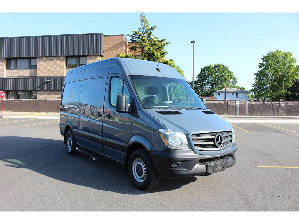 2018 Mercedes-Benz Sprinter Cargo Van 2500 High Roof V6 144" WB