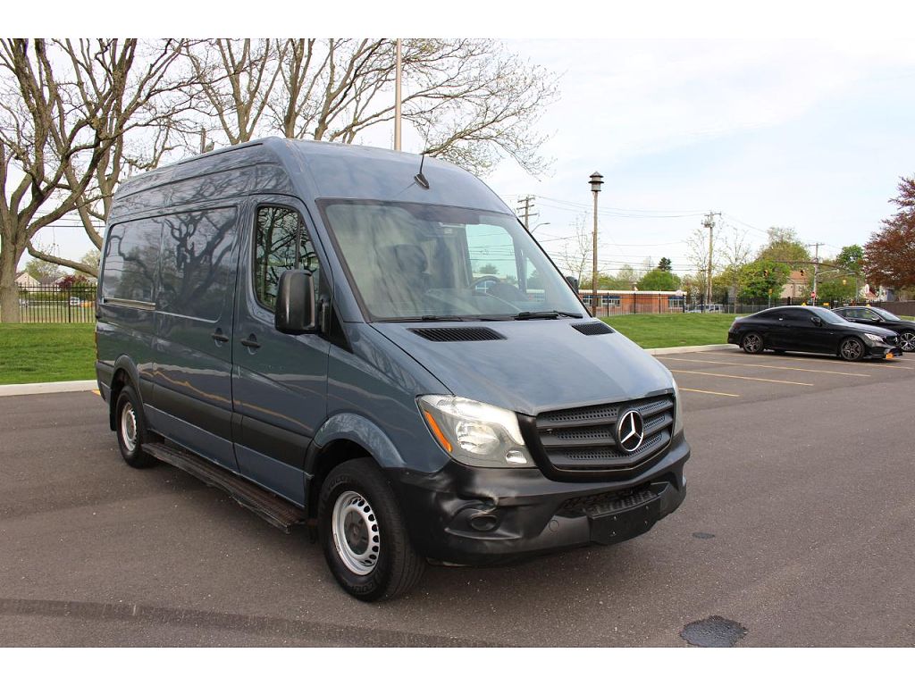 2018 Mercedes-Benz Sprinter Cargo Van 2500 High Roof 144" RWD