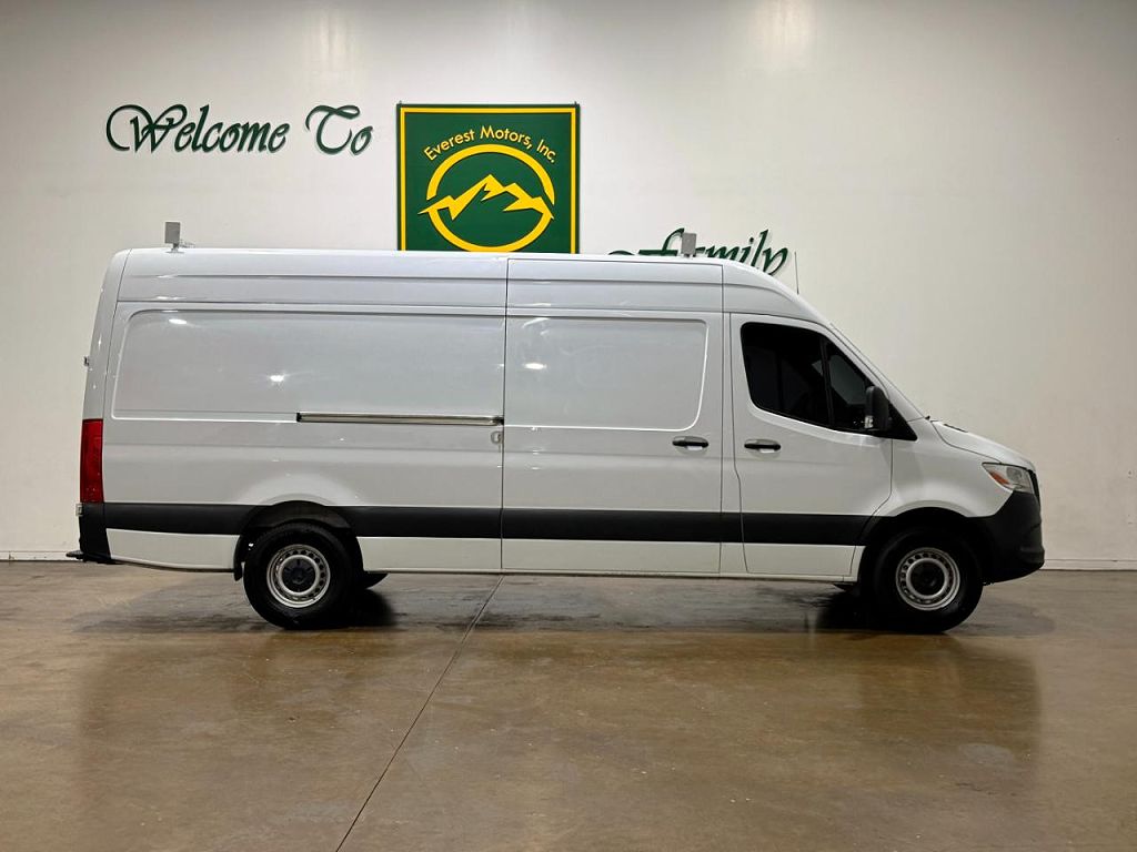 2019 Mercedes-Benz Sprinter 2500 170" WB Cargo