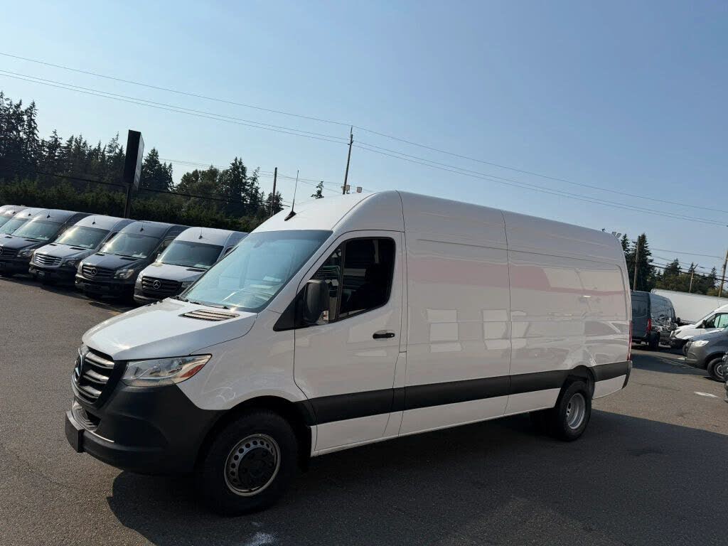 2019 Mercedes-Benz Sprinter 4500 170" WB Cargo