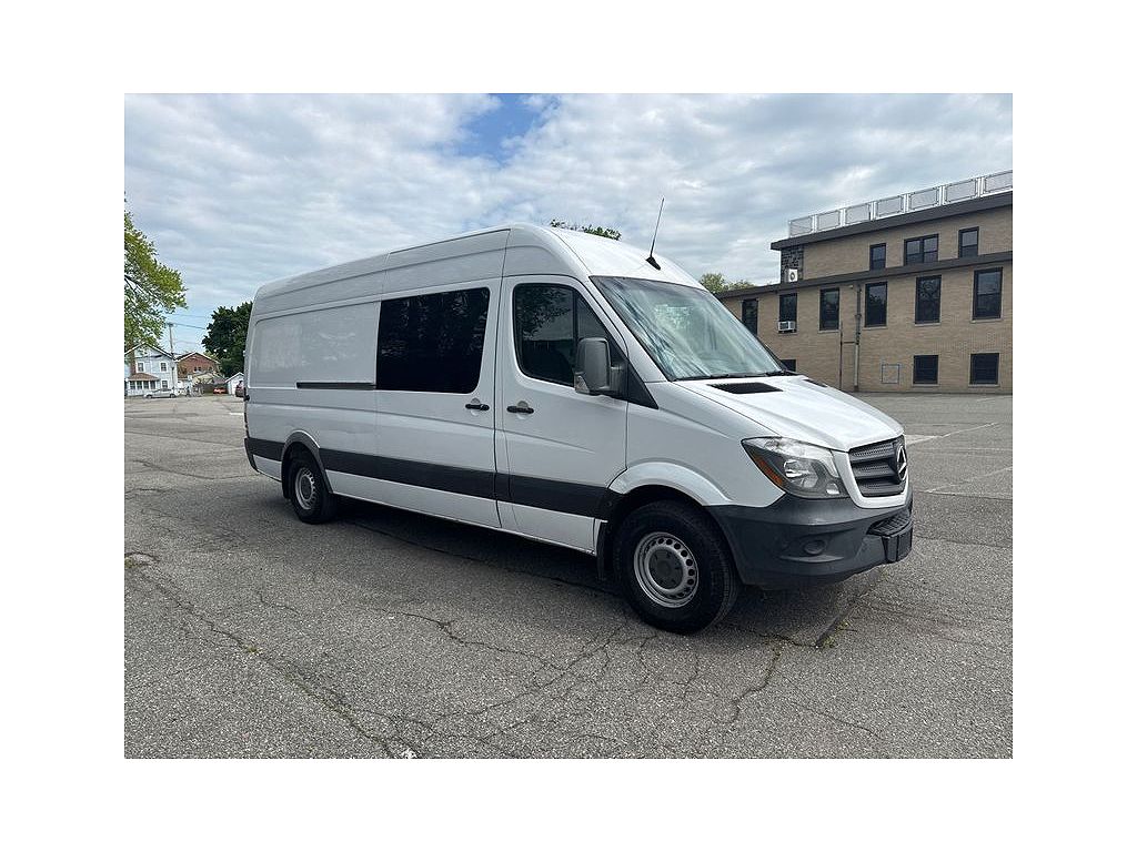 2018 Mercedes-Benz Sprinter 2500 170" WB Crew