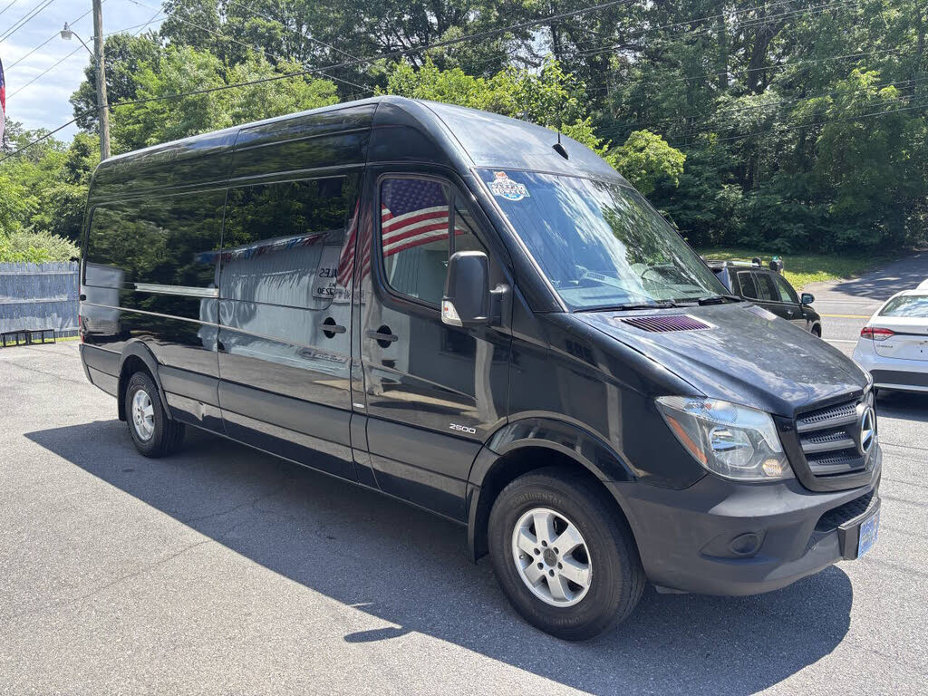 2016 Mercedes-Benz Sprinter 2500 170 WB Crew