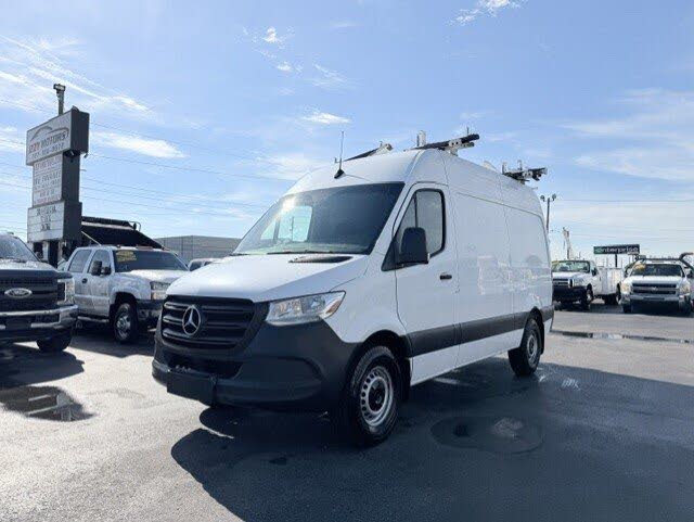 2019 Mercedes-Benz Sprinter 3500 144" WB Crew