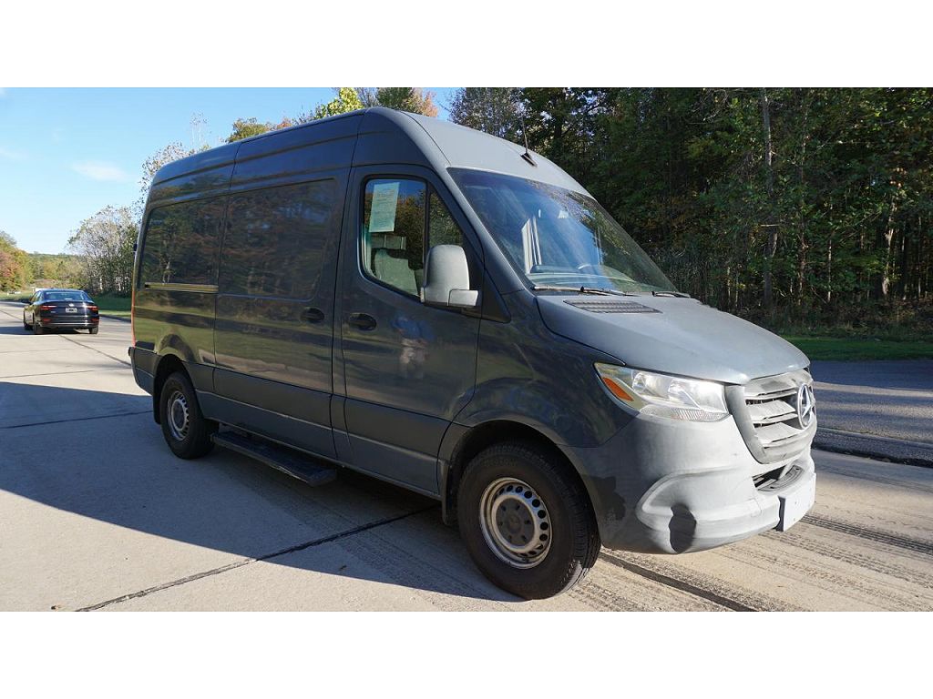 2019 Mercedes-Benz Sprinter 3500 144" WB Crew