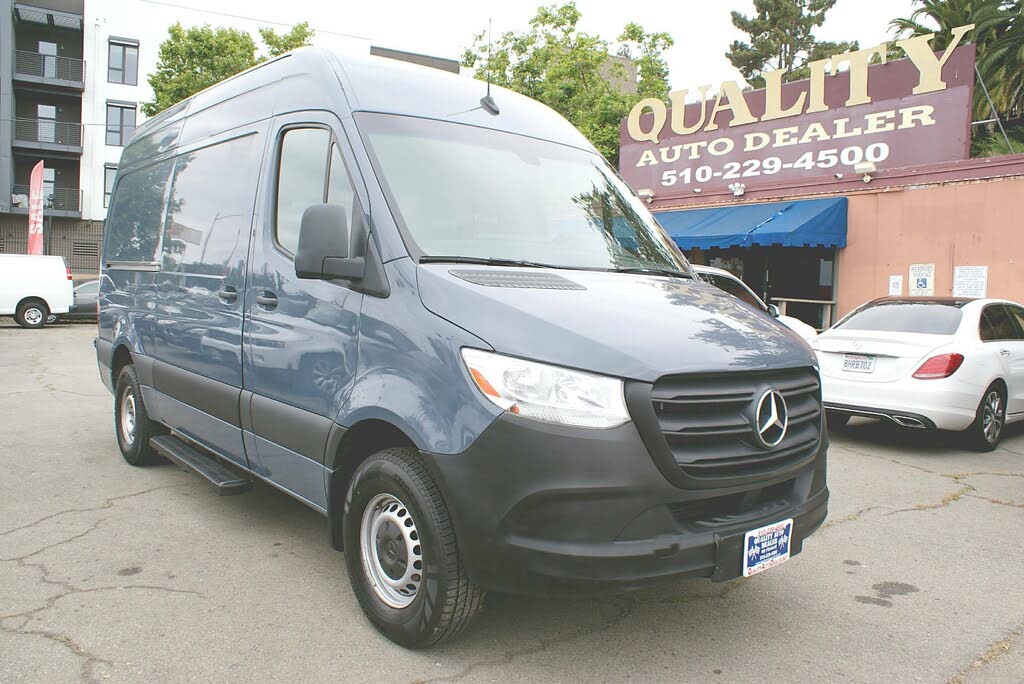 2019 Mercedes-Benz Sprinter 3500 144" WB Crew