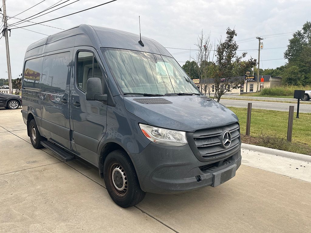 2019 Mercedes-Benz Sprinter 3500 144" WB Crew