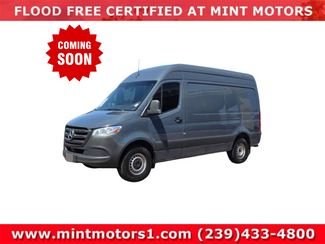 2019 Mercedes-Benz Sprinter 3500 144" WB Crew