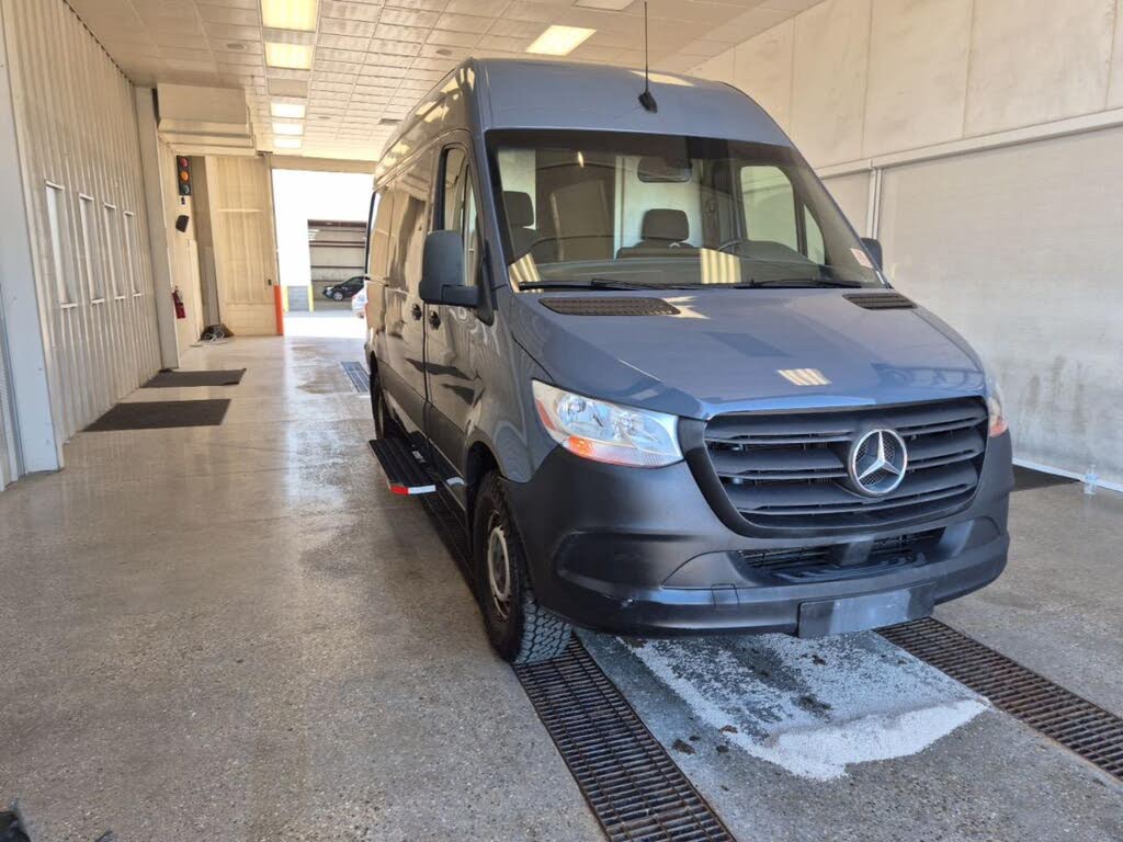 2019 Mercedes-Benz Sprinter 3500 144" WB Crew