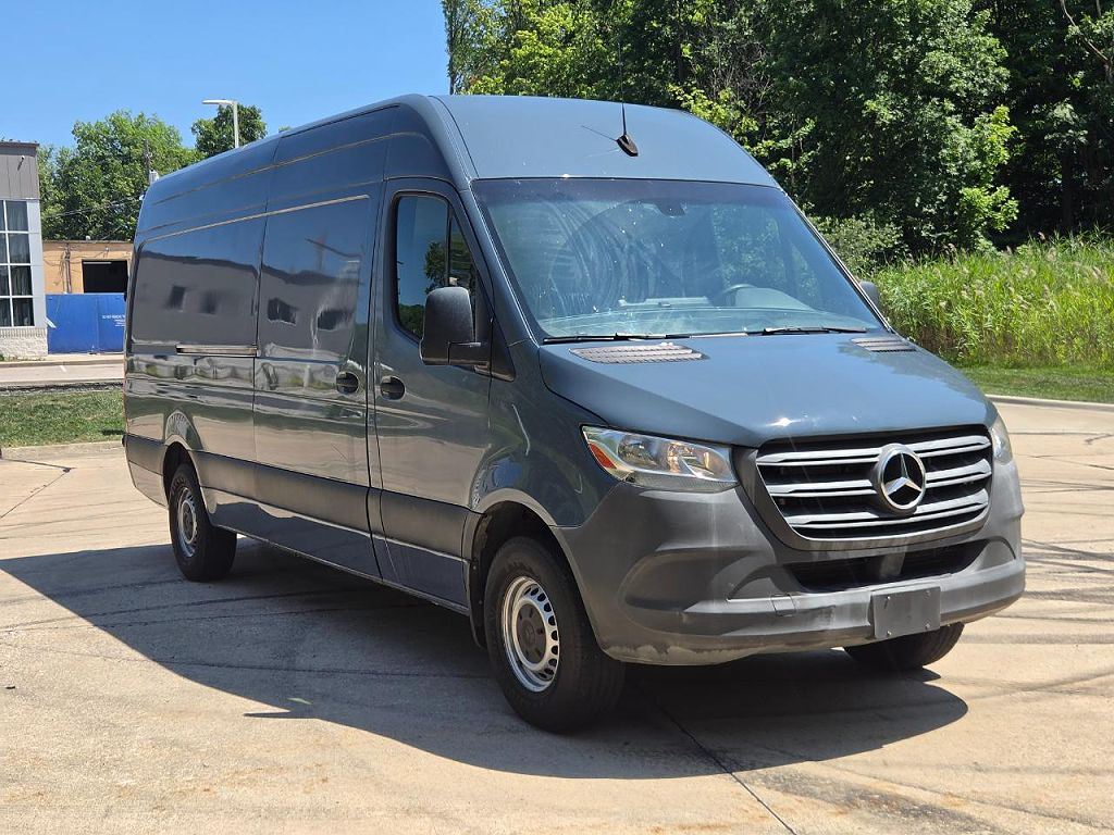 2019 Mercedes-Benz Sprinter 3500 170" WB Crew