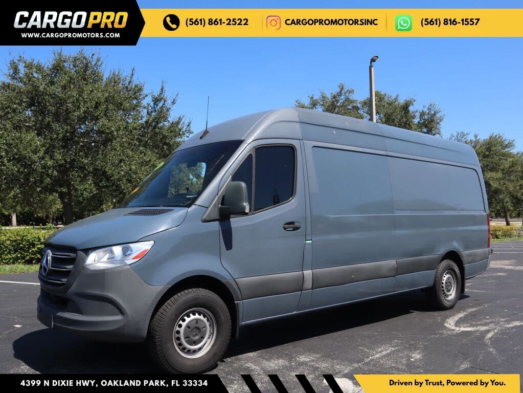 2019 Mercedes-Benz Sprinter 3500 170" WB Crew