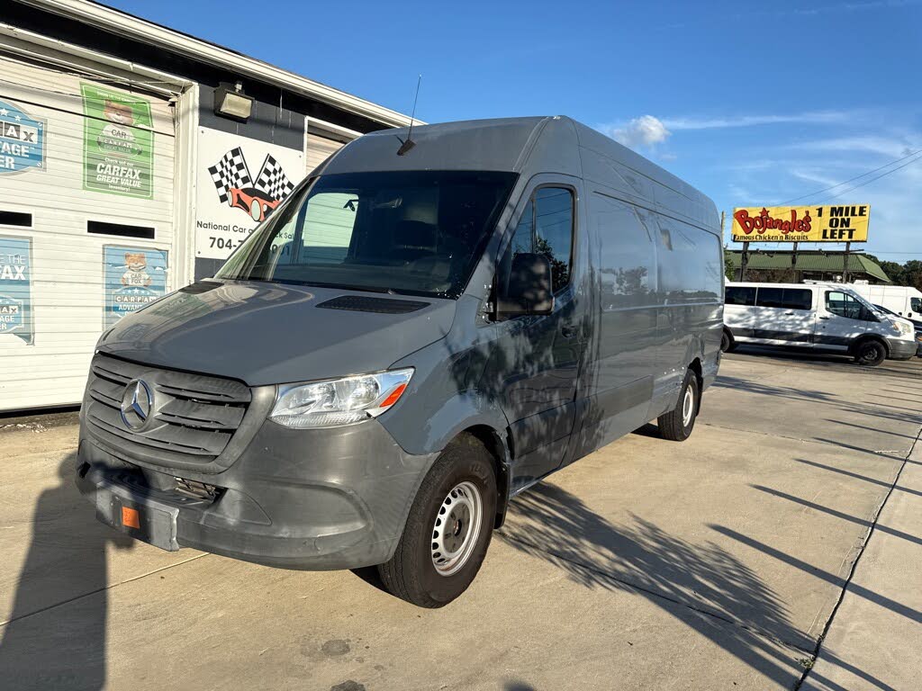 2019 Mercedes-Benz Sprinter 3500 170" WB Crew