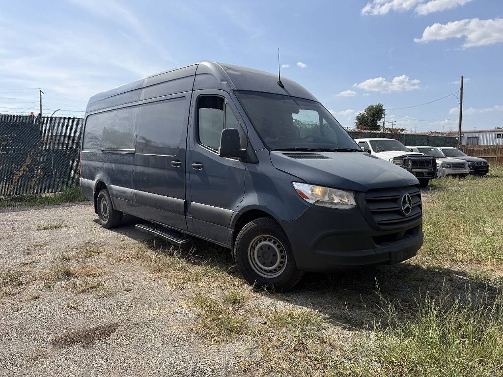 2019 Mercedes-Benz Sprinter 3500 170" WB Crew
