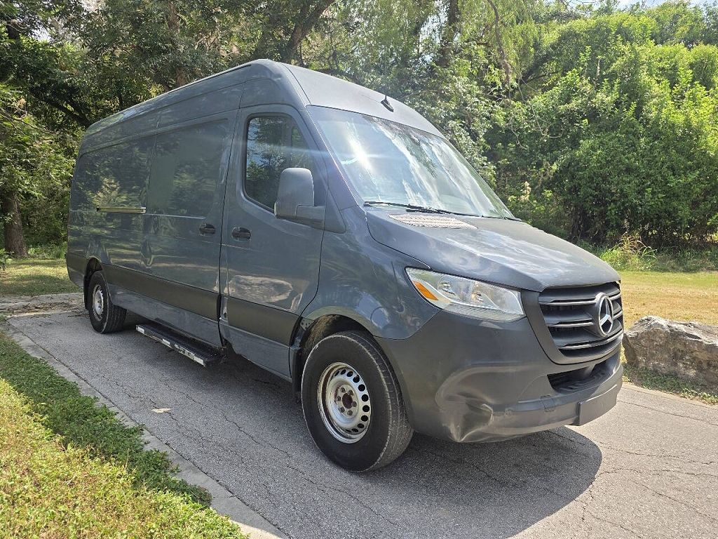 2019 Mercedes-Benz Sprinter 3500 170" WB Crew