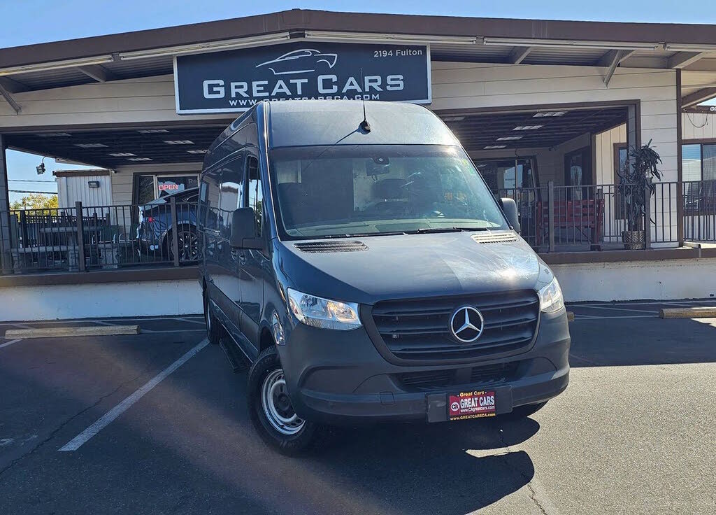 2019 Mercedes-Benz Sprinter 3500 170" WB Crew