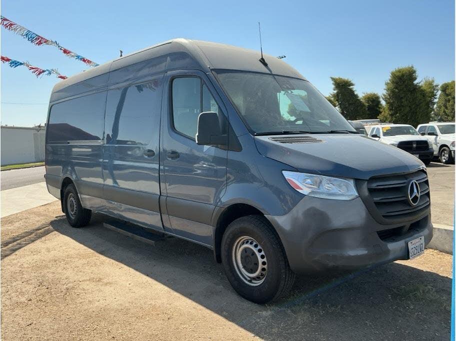 2019 Mercedes-Benz Sprinter 3500 170" WB Crew