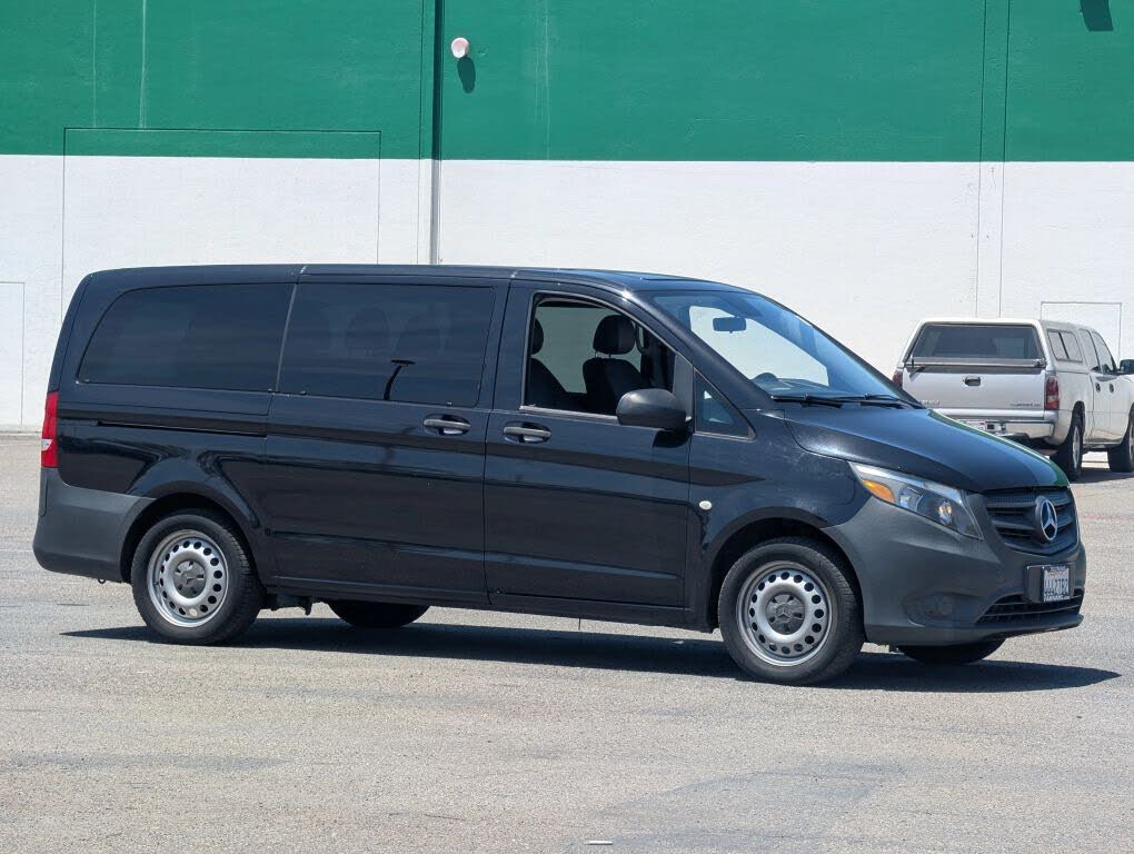 2016 Mercedes-Benz Metris Passenger