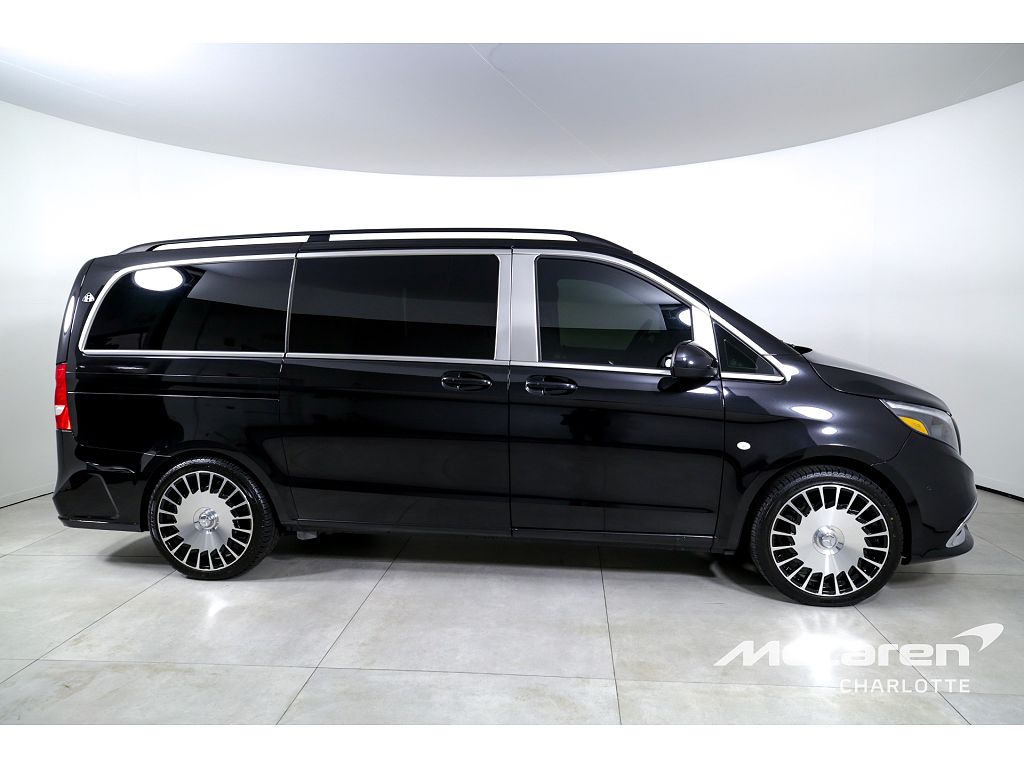 2018 Mercedes-Benz Metris Worker Passenger