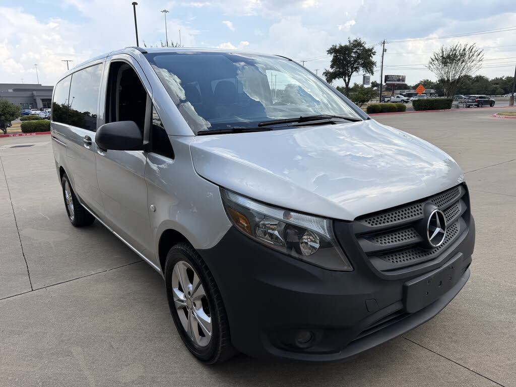 2016 Mercedes-Benz Metris Passenger
