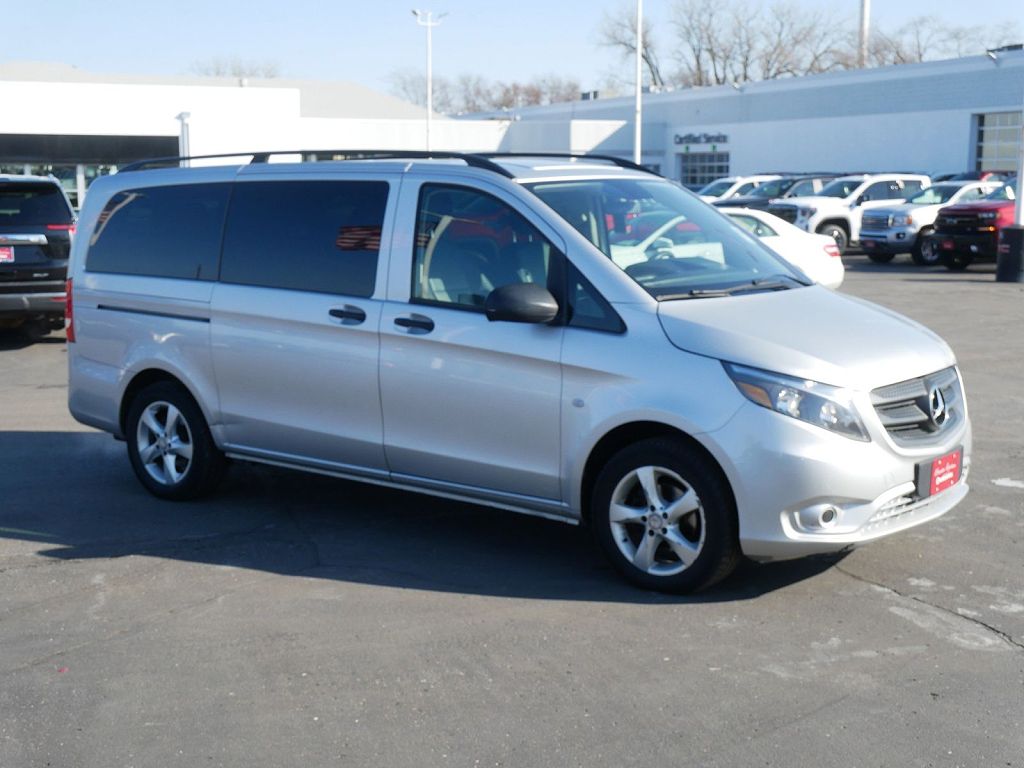 2016 Mercedes-Benz Metris Passenger