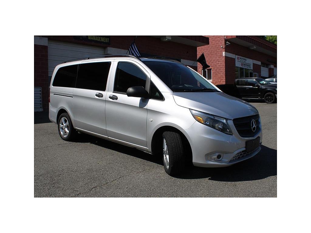 2016 Mercedes-Benz Metris Passenger