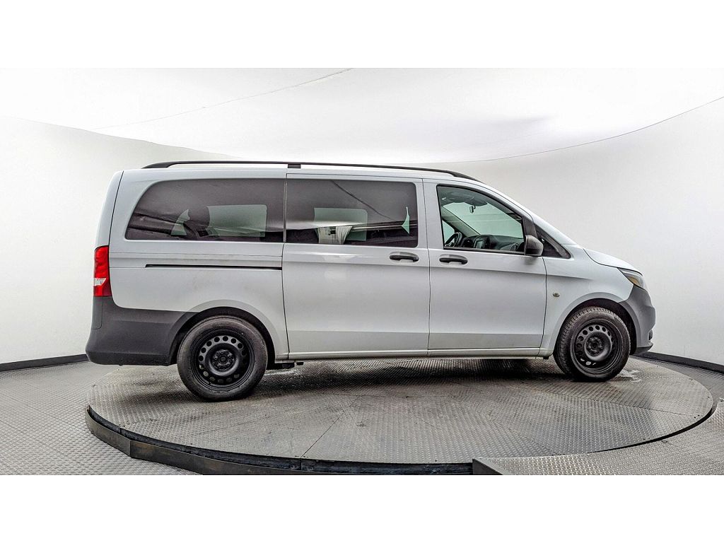 2016 Mercedes-Benz Metris Passenger