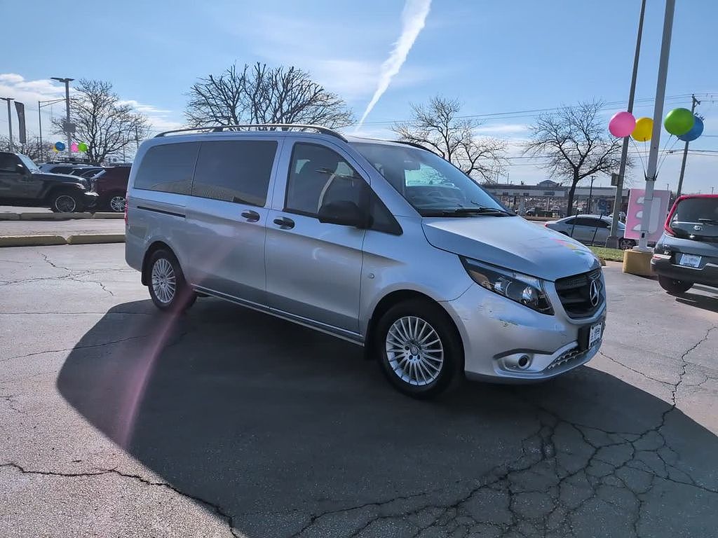2017 Mercedes-Benz Metris Passenger