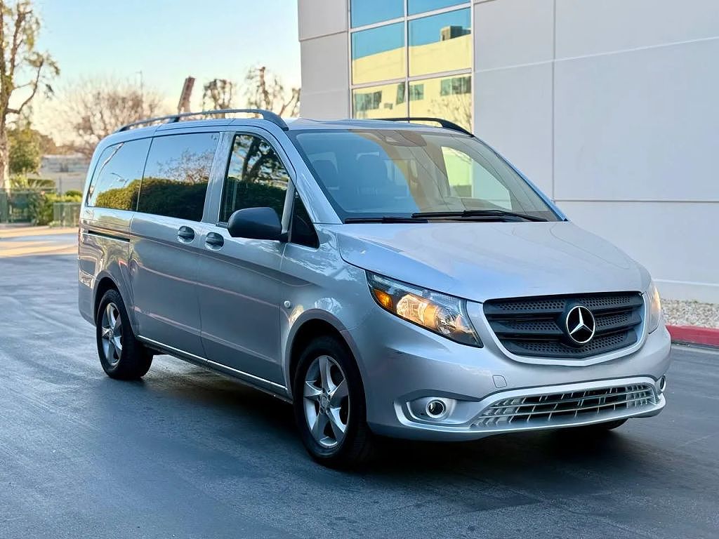 2016 Mercedes-Benz Metris Passenger
