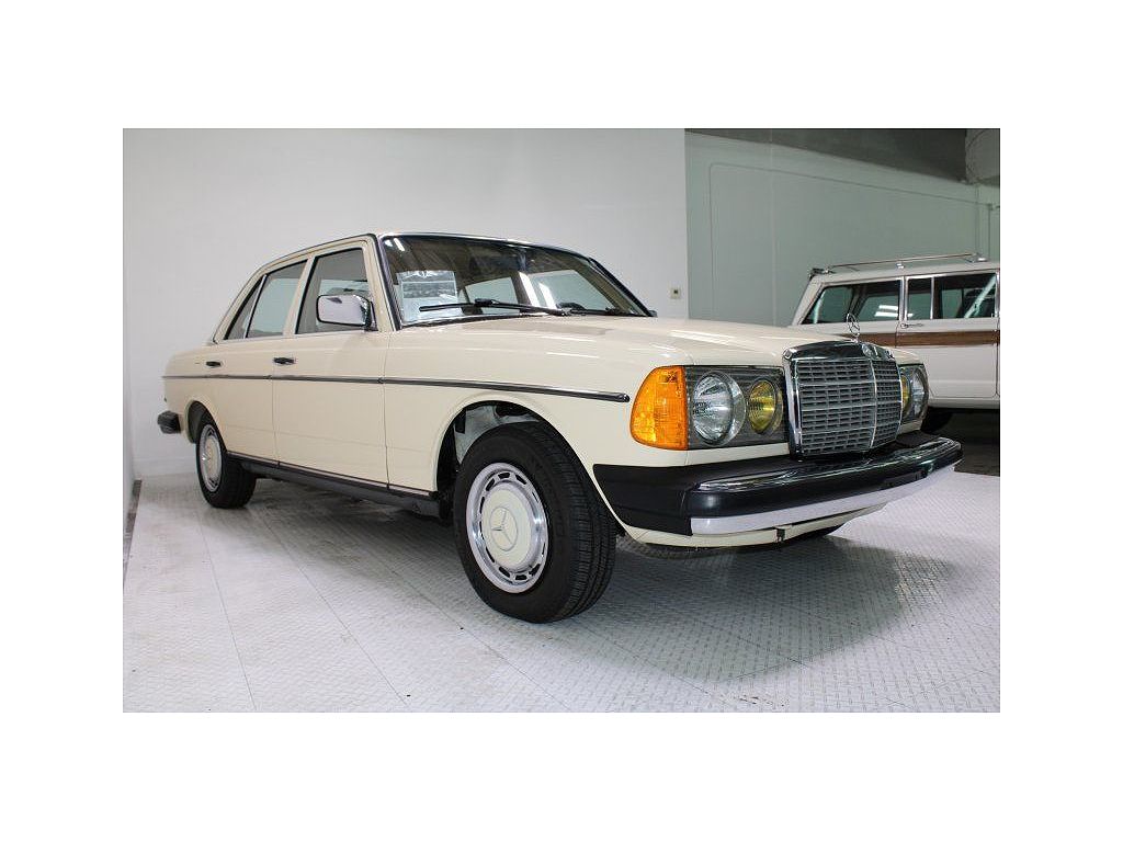 1983 Mercedes-Benz 240 D