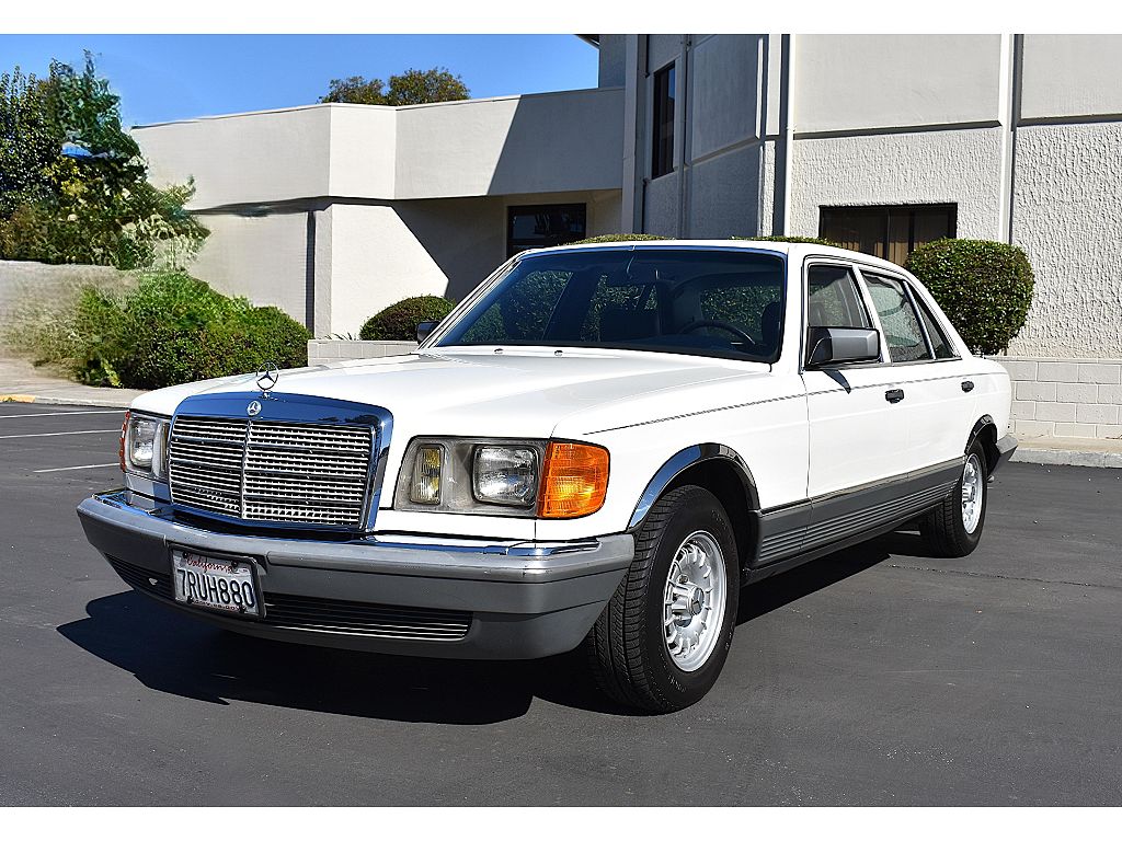 1982 Mercedes-Benz 380 SEL