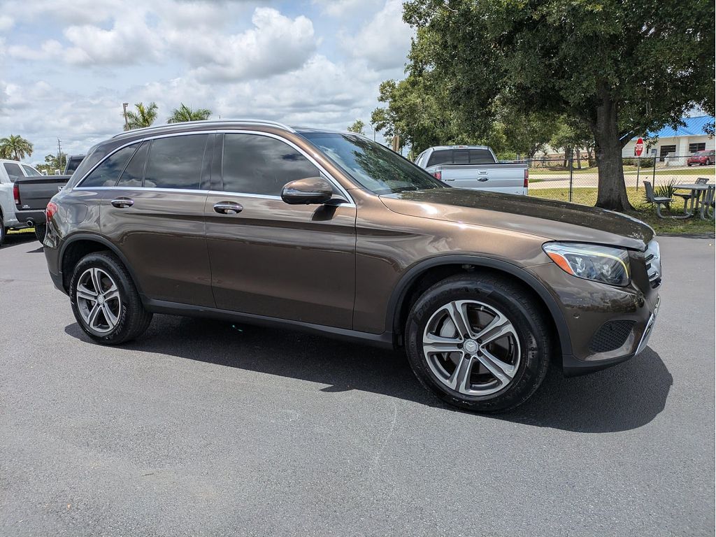 2016 Mercedes-Benz GLC-Class GLC 300
