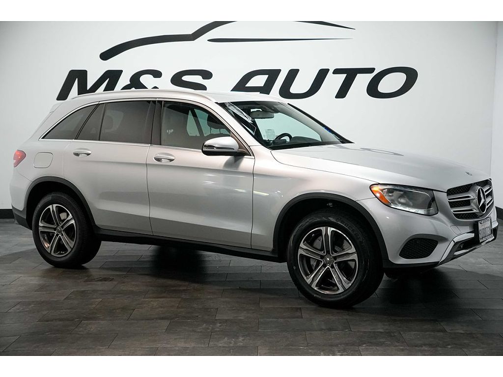 2017 Mercedes-Benz GLC 300 SUV