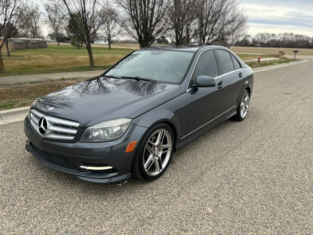 2011 Mercedes-Benz C-Class C300 Luxury 4MATIC