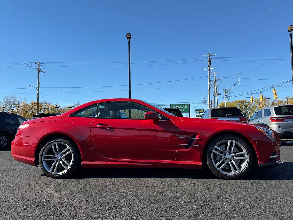 2013 Mercedes-Benz SL-Class SL550