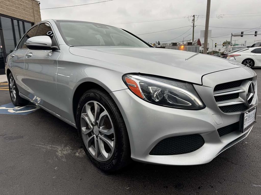 2016 Mercedes-Benz C 300 Luxury