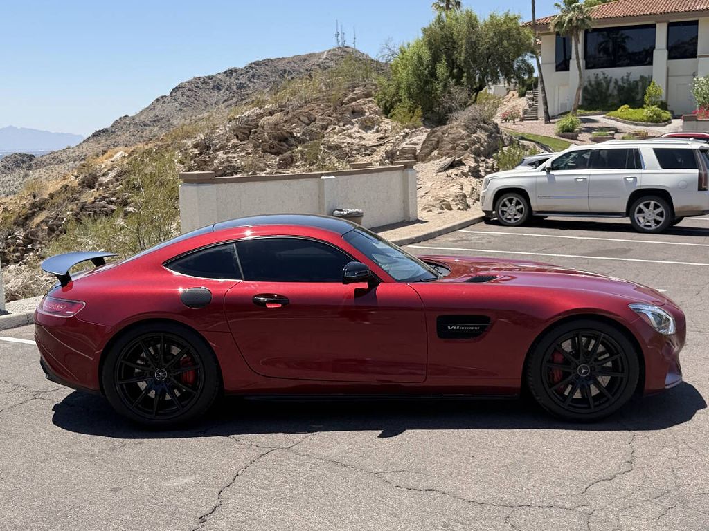 2016 Mercedes-Benz AMG GT S