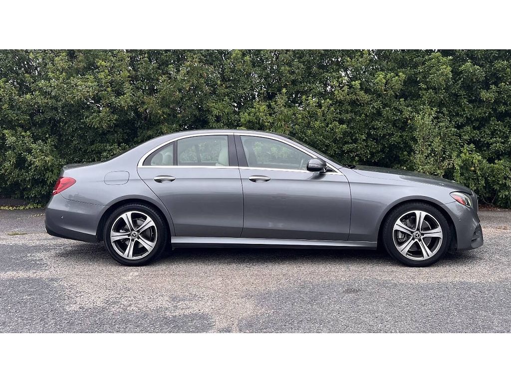 2018 Mercedes-Benz E-Class E 300 AMG Line