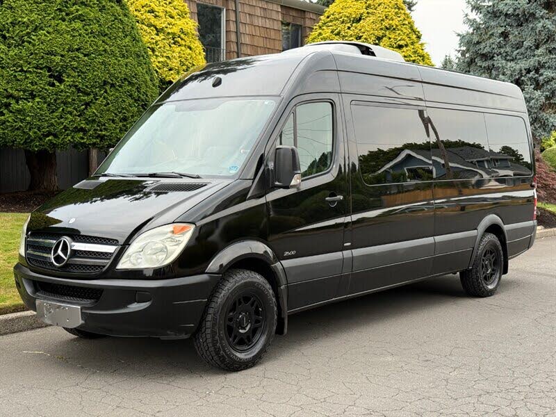 2012 Mercedes-Benz Sprinter 2500 170 WB Passenger