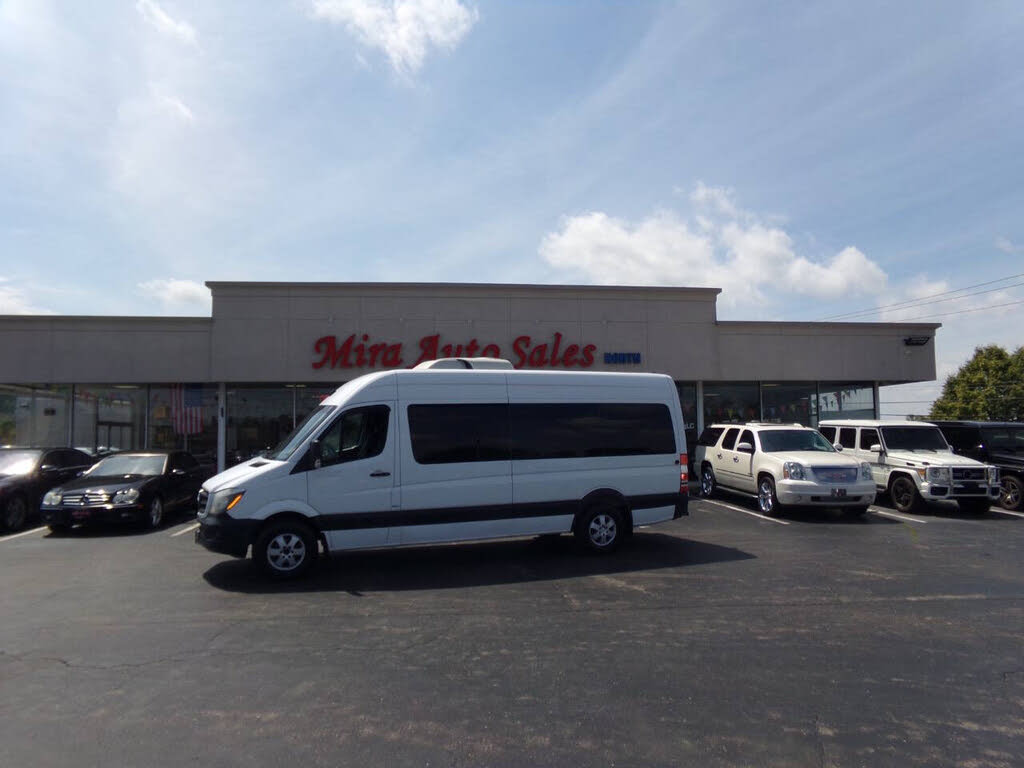 2014 Mercedes-Benz Sprinter 2500 170 WB Passenger