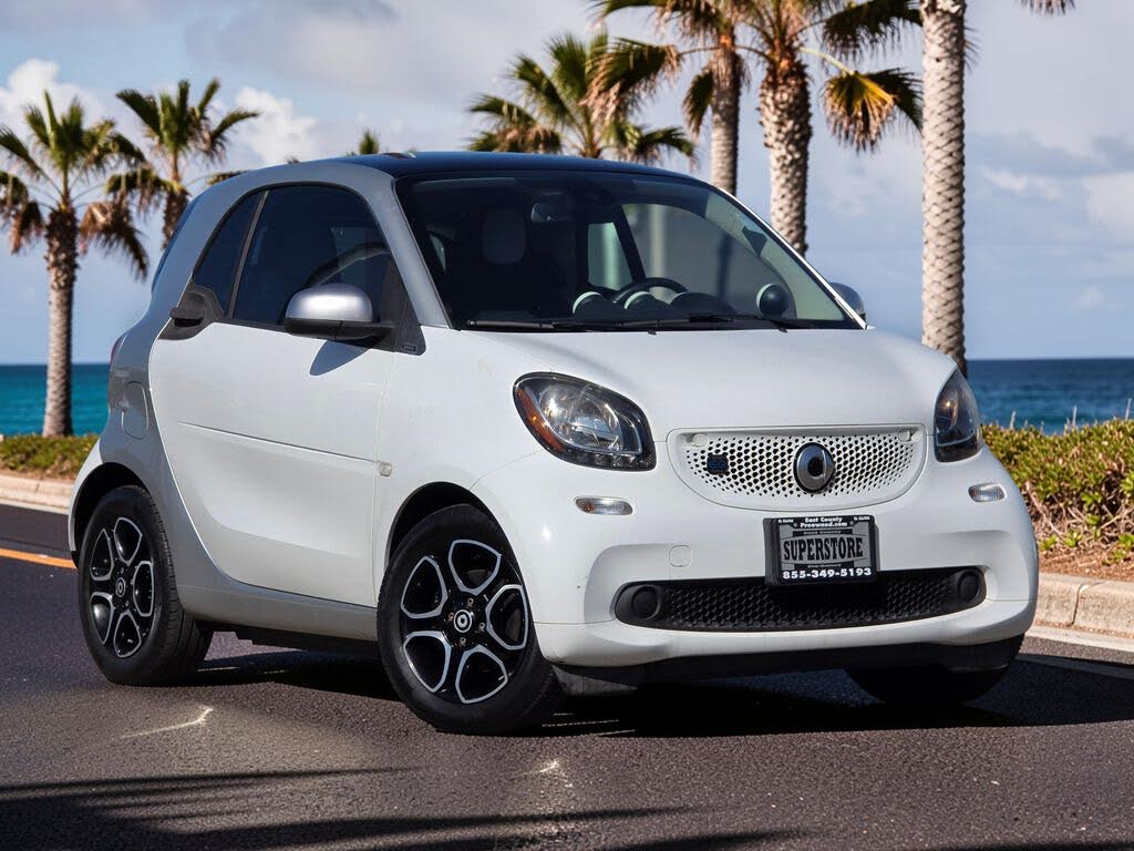 2018 smart fortwo photo 1