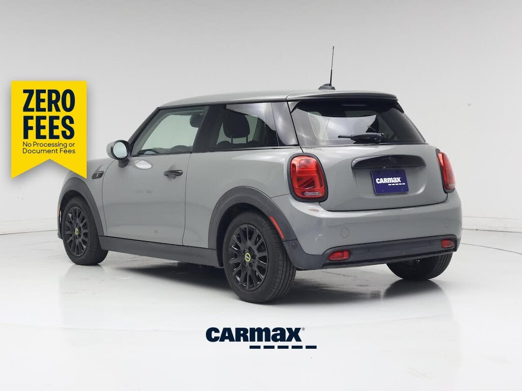 2023 MINI Hardtop 2 Door photo 1