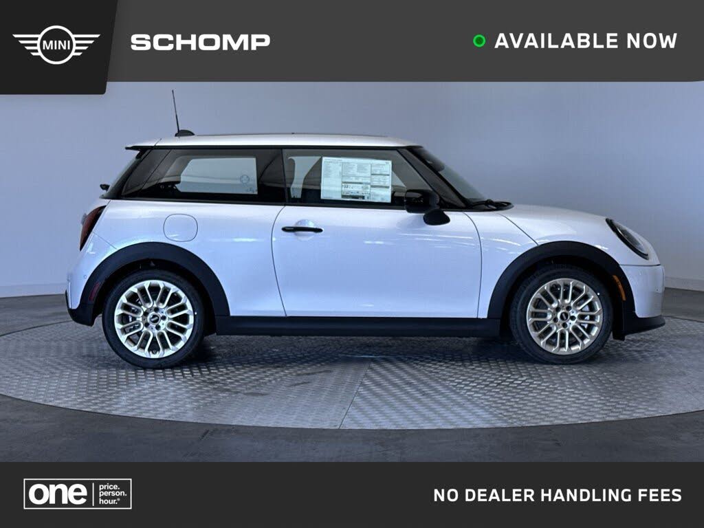 2026 MINI Hardtop 2 Door Signature