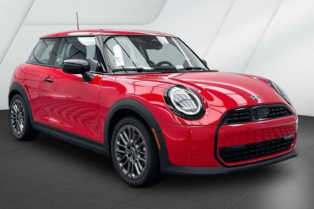 2026 MINI Hardtop 2 Door Iconic