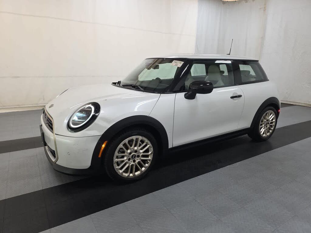 2025 Mini Cooper Signature