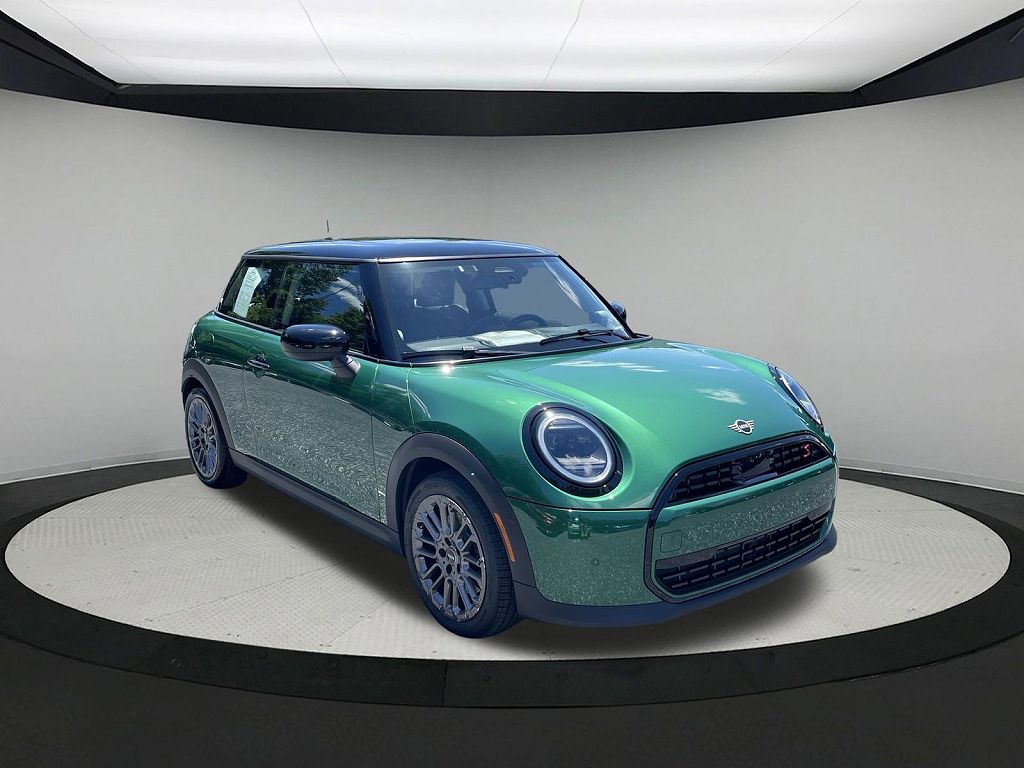 2025 MINI Cooper S S Iconic