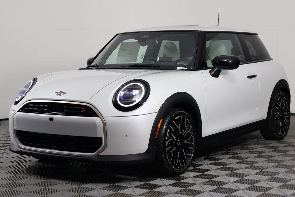 2026 MINI Cooper S Signature