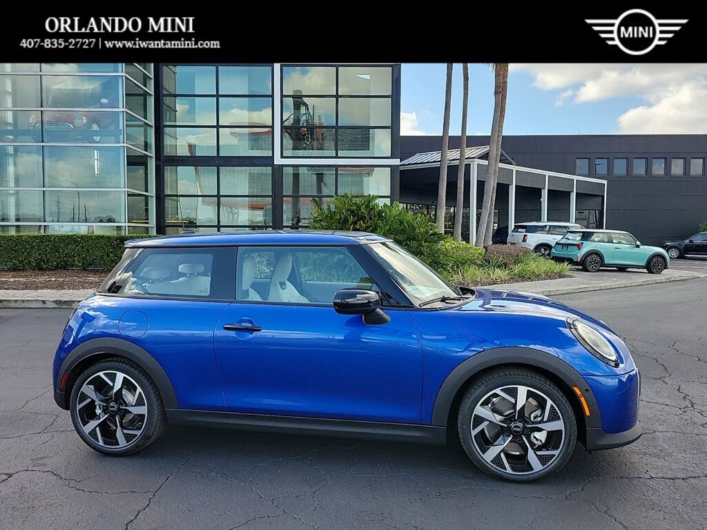 2025 MINI Hardtop 2 Door S Signature