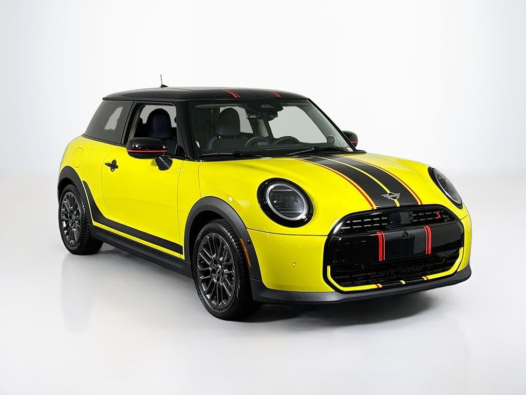 2025 MINI Cooper S Signature Plus