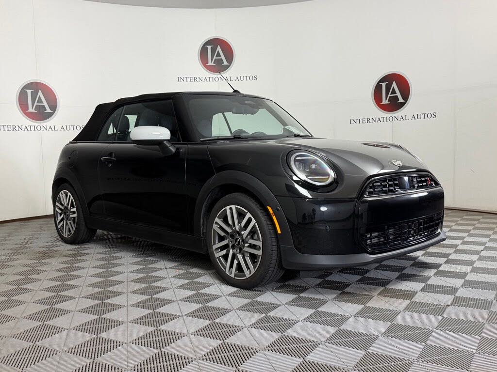 2025 Mini Cooper S Iconic