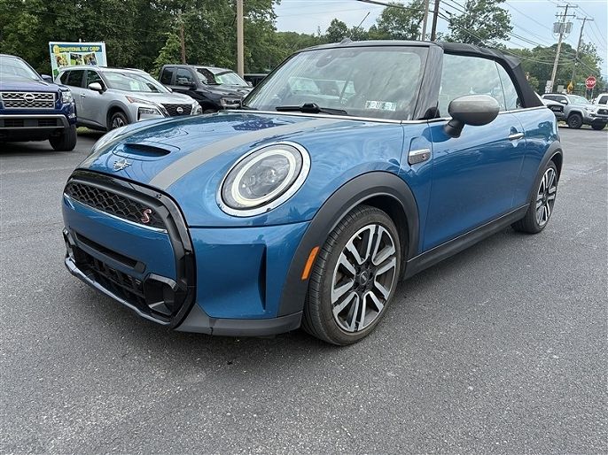 2023 MINI Cooper S Signature